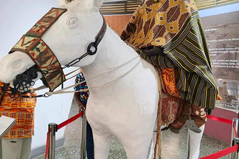 Accra: 5 Hours Culture, History, Arts & Walking Tour