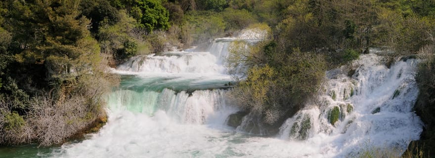 Šibenik ou Zadar : chutes de Krka, moulin à huile, dégustation d'huile et de vin