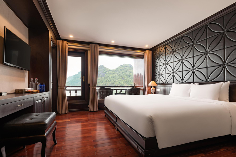 3-Daagse: 5-sterren cruises Lan Ha &amp; Halong Bay w/Viet Hai dorp