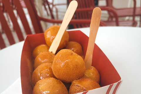 Athens: Percy Family Treasure Hunt & Tour w/ food stops