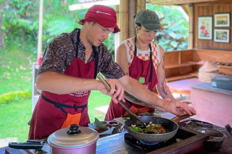 Ubud: Balinesischer Kochkurs mit 10 Gerichten und Marktbesuch mit Transfers. Foto: GetYourGuide