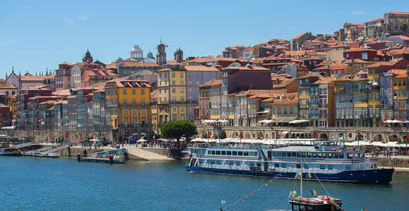 Porto: Sechs-Brücken-Bootsfahrt sowie Portweinkeller und -verkostung