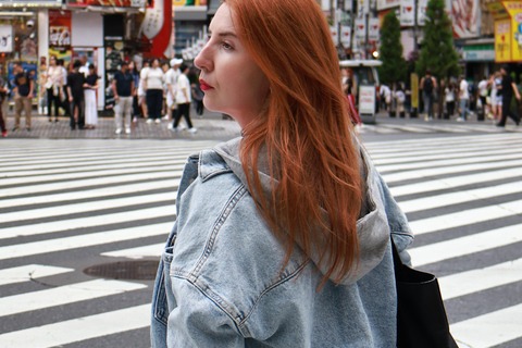 Tokyo: Shinjuku Early Morning Private Photoshoot 90-Min Session – Adds West Exit Skyline | 100 Photos