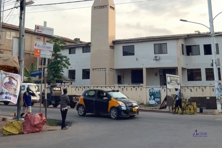 Accra: Timber Market Tour and Furniture Workshop