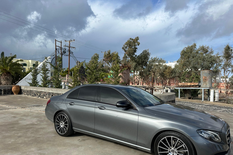 Transfert privé depuis l&#039;aéroport de Santorin