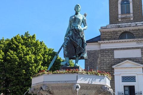 Husum: Romántico casco antiguo y puerto Visita autoguiada