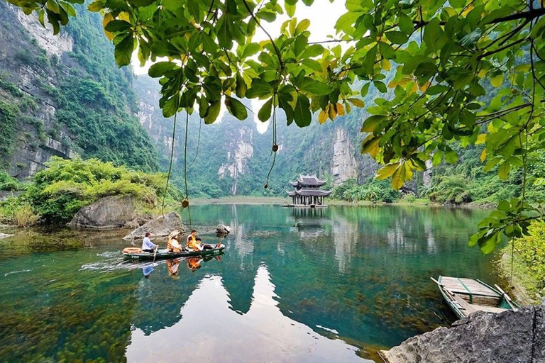 Hanoi: 3-Day Ninh Binh, Ha Long & Lan Ha Bay 5-Star Cruise