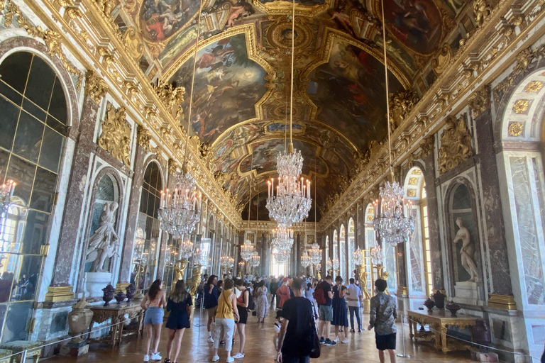 Visita privata di Versailles, Giardini e Trianon da Parigi in MercedesVersailles, Trianon, Giardini