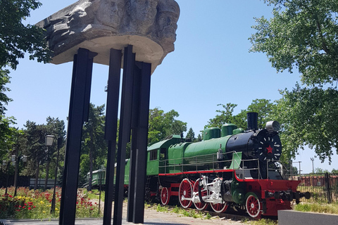 Visit a Country That Doesn’t Exist: Transnistria Day Tour