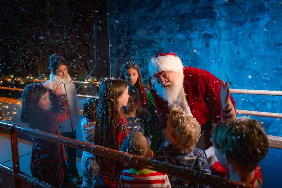 Cañon City: Santa-Express-Zug auf der Royal-Gorge-Strecke. Foto: GetYourGuide Cañon City: Santa-Express-Zug auf der Royal-Gorge-Strecke. Foto: GetYourGuide