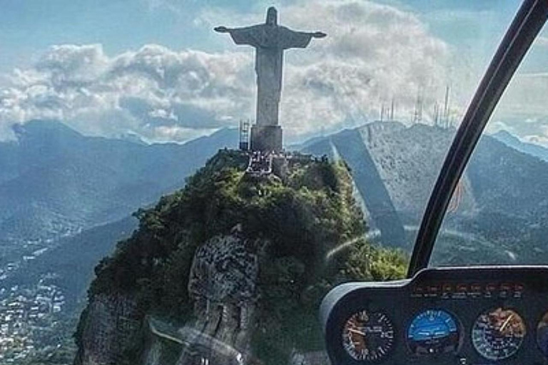 Rio de Janeiro: Complete City Tour by Land and by Air with Helicopter Flight Rio de Janeiro: Complete city tour by land and air with helicopter