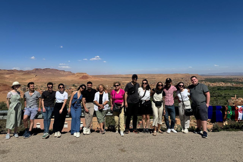Marrakech or Fes: 4-Day Desert Tour to Erg Chebbi Dunes 4D3N Desert Tour Fez to Marrakech (Luxury Accommodations)