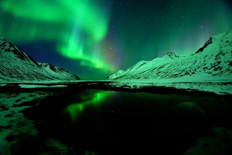 Akureyri: Pościg za zorzą polarną Super Jeepem