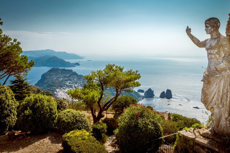 Capri: take a hydrofoil from Naples and explore the island Capri: a tour from Naples by hydrofoil and a tour of the island