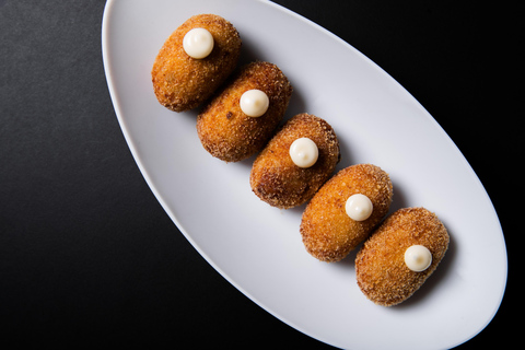 Gdańsk: 3 for 2 on tapas + Cava or Cocktail on 33rd floor