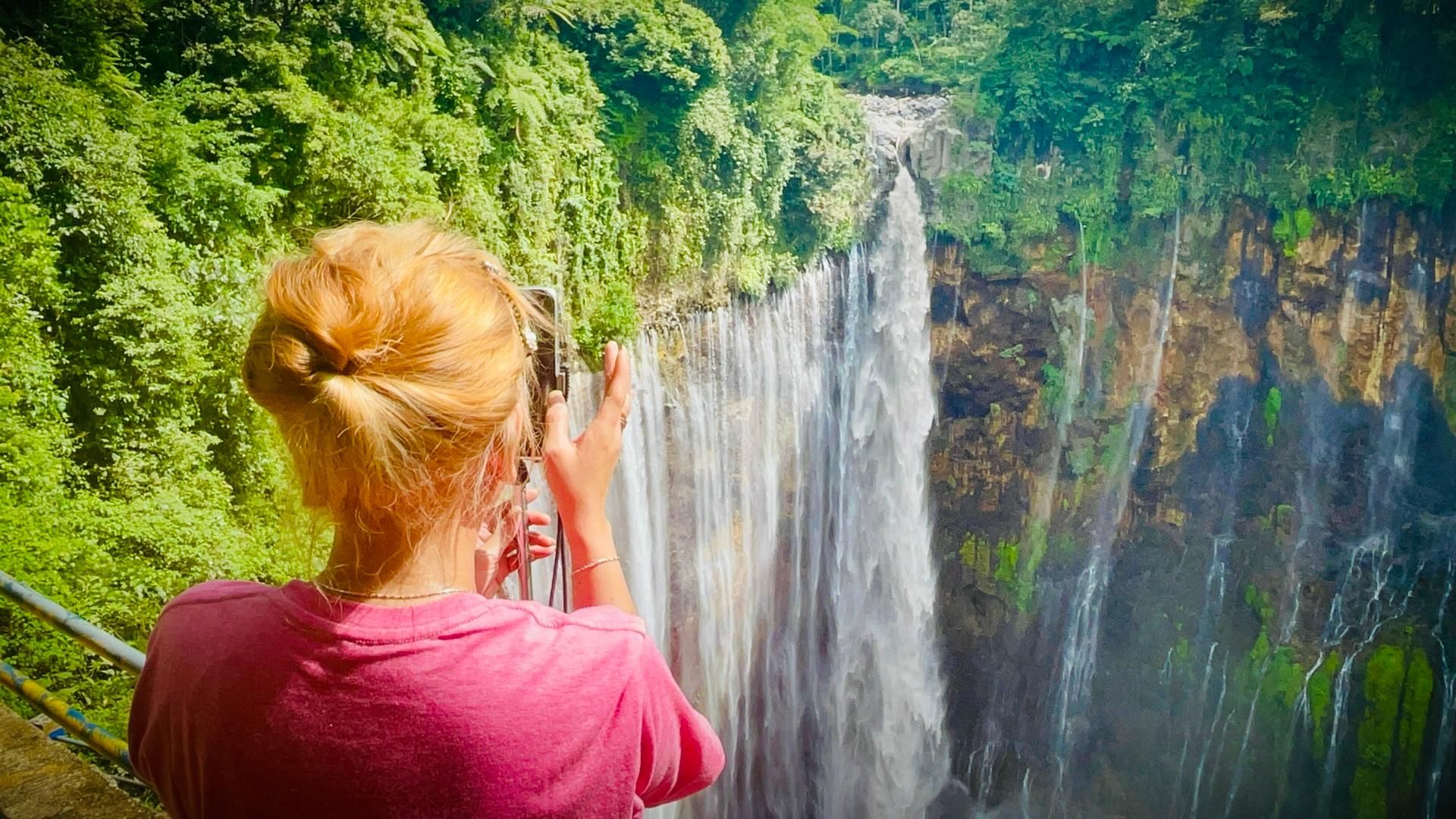 Von Yogyakarta/Semarang zum Tumpak-Sewu-Wasserfall, Bromo & Ijen