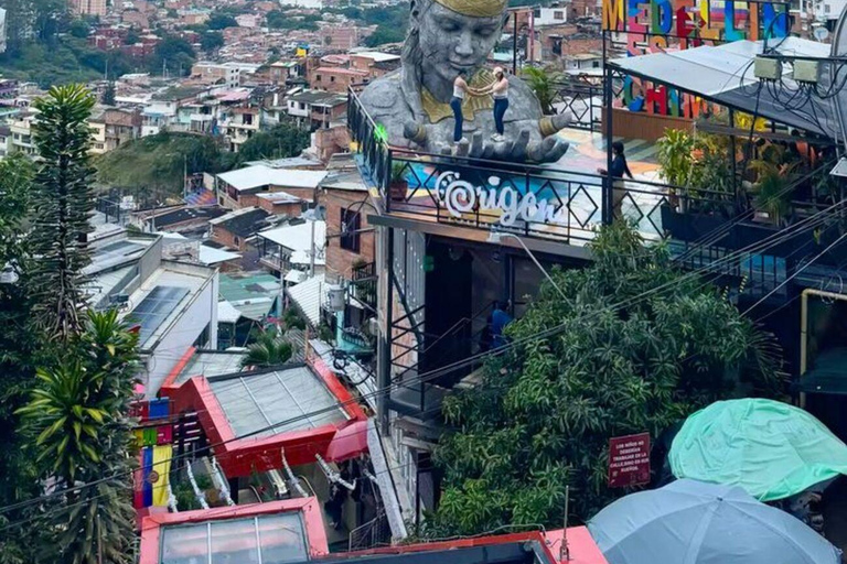 Medellín: Visit to the Botanical Garden and Comuna 13. Relaxation and Art! Medellín: Visit the Botanical Garden and Comuna 13. Relaxation and Art!