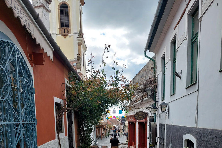 Szentendre: tour privado de medio día desde BudapestDescubre Szentendre: tour de medio día desde Budapest