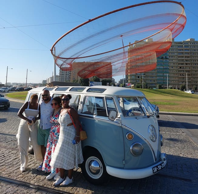 Tour vintage Vw Kombi van - downtown 2h 2024 - Porto - Viator