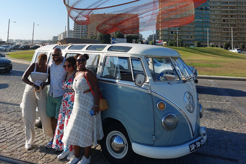 Porto: Private Sightseeing Tour by VW Kombi (2–8 People) Porto: Exclusive Sightseeing Tour- VW Kombi (2 to 8 people)