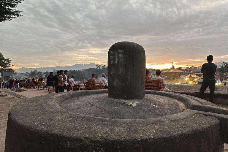 Kathmandu: Golden Hour at Pashupatinath Temple