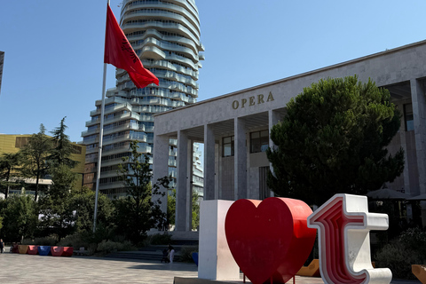 From Durrës/Golem: Kruja Castle, Bazaar & Tirana City Tour