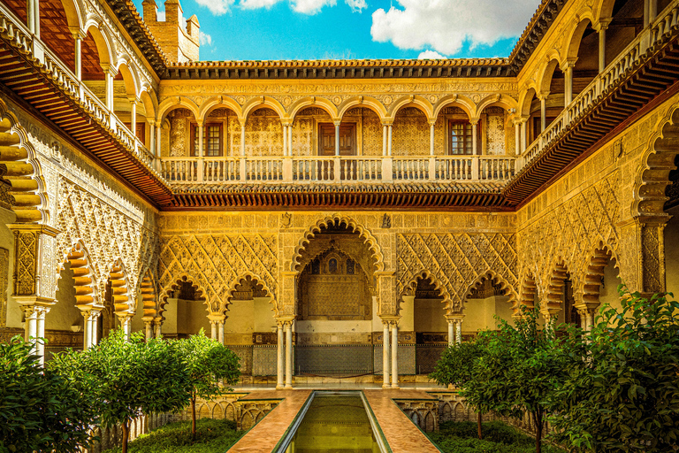 Sevilla: Tour mit bevorzugtem Zugang zu Kathedrale, Giralda und AlcázarBevorzugter Zugang zur Kathedrale, Giralda &amp; Alcázar Tour auf Italienisch