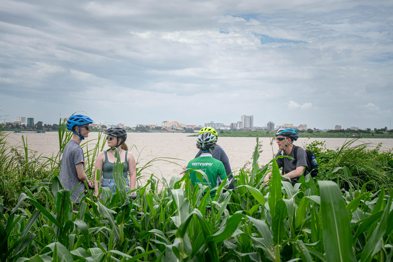 Phnom Penh: Silk Island Bike Tour & Evening Foodie Full-Day Haft Day: Evening Food Tour