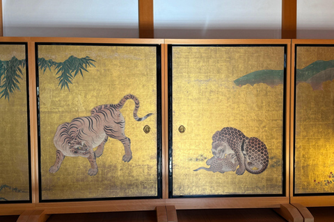 Nagoya: Private Day Tour to Toyota Museum, Castle &amp; Shrines