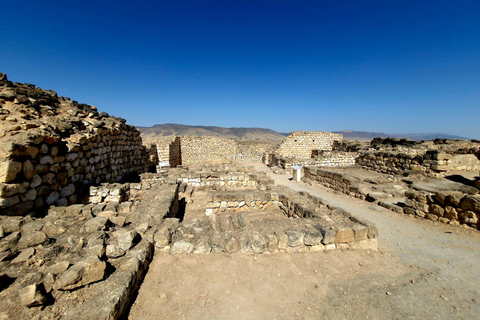 Salalah: Jebel Safari & Natural Wonders – Full-Day Tour Salalah: Jebel Safari & Natural Wonders – Full-Day Tour