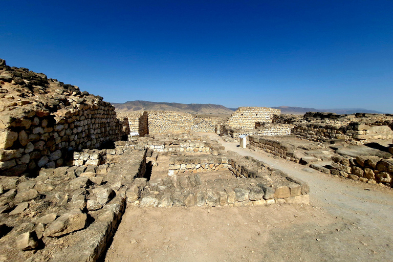 Salalah: Jebel Safari & Natural Wonders – Full-Day Tour Salalah: Jebel Safari & Natural Wonders – Full-Day Tour