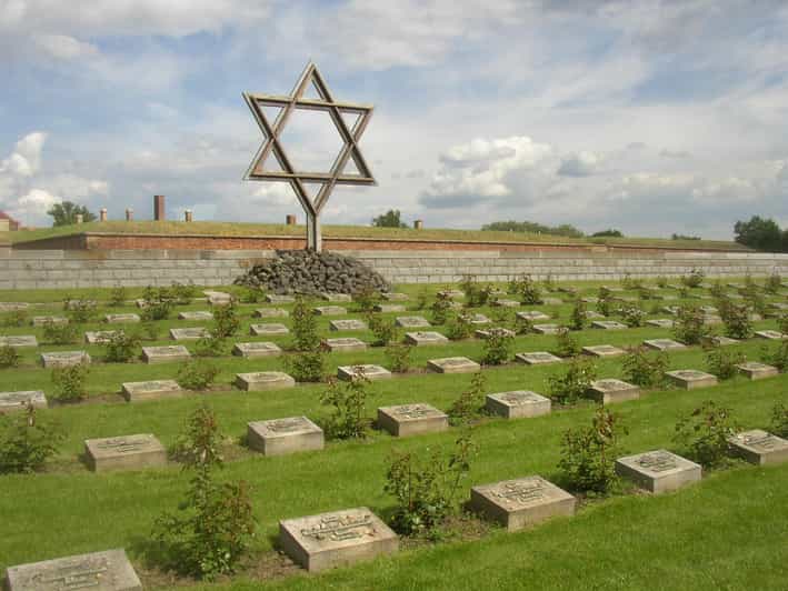 From Prague: Terezín Concentration Camp + Ghetto Museum tour