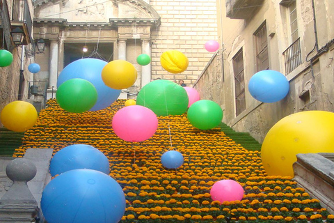 Barcelona: Day trip to Girona Flowers Festival & Besalu