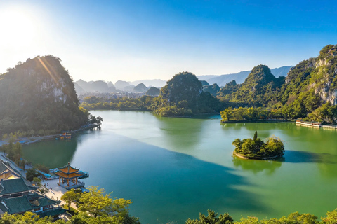 From Guangzhou: Zhaoqing Culture Trip with Lunch & Boat Ride