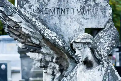 Recorrido a pie por el casco antiguo y el cementerio militar de Varsovia durante la II Guerra Mundial