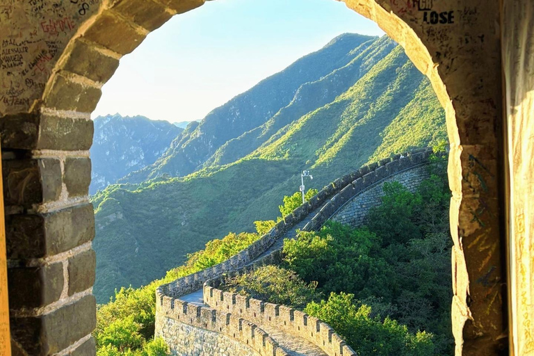 Beijing: Forbidden City & Mutianyu Tour ( PEK/PKX/Hotel ) Beijing: Forbidden City & Mutianyu Tour ( PKX Pickup )