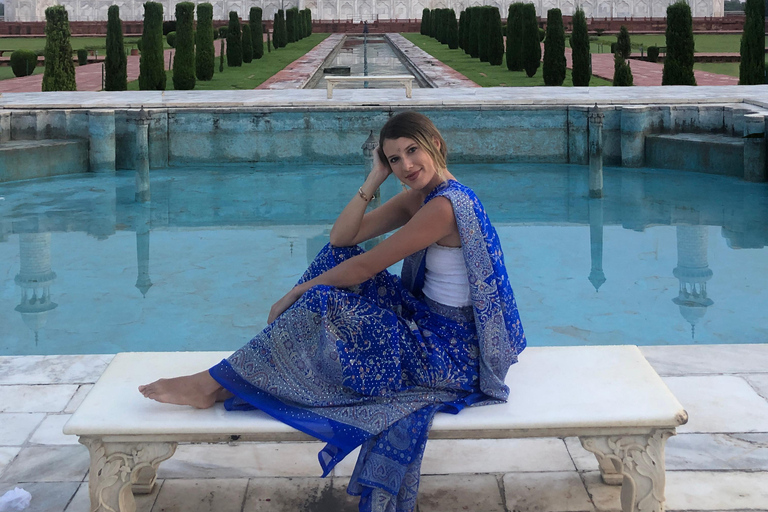 Delhi: luksusowa wycieczka do Tadź Mahal z prywatnym samochodem i 5-gwiazdkowym obiademZ Agry: tylko przewodnik