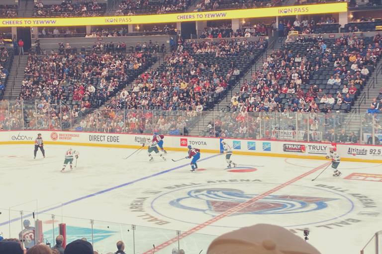 Denver Entradas para el partido de la NHL de los Colorado Avalanche en el Ball ArenaAsientos económicos