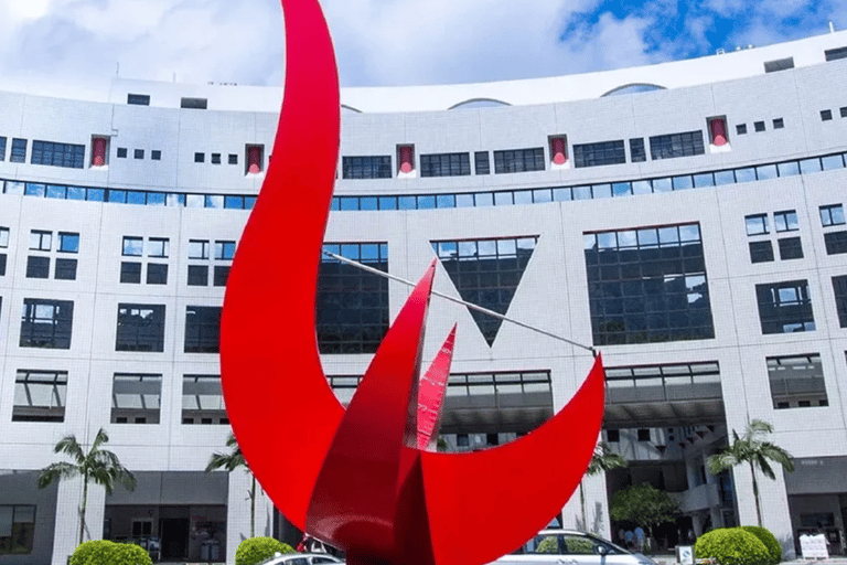 Hong Kong: HKUST Campus Tour with Student Guide