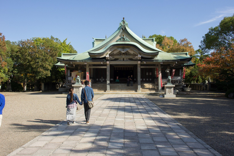 Osaka: Osaka Castle & Samurai History Walking Tour Small Group Tour with Entrance fee