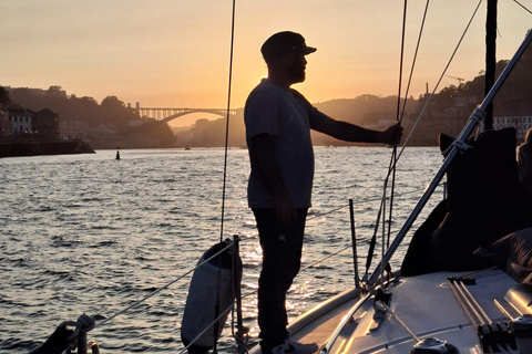 Porto,cruise with magical sunset ocean,open sail drink&snack Shared Magical Sunset Ocean