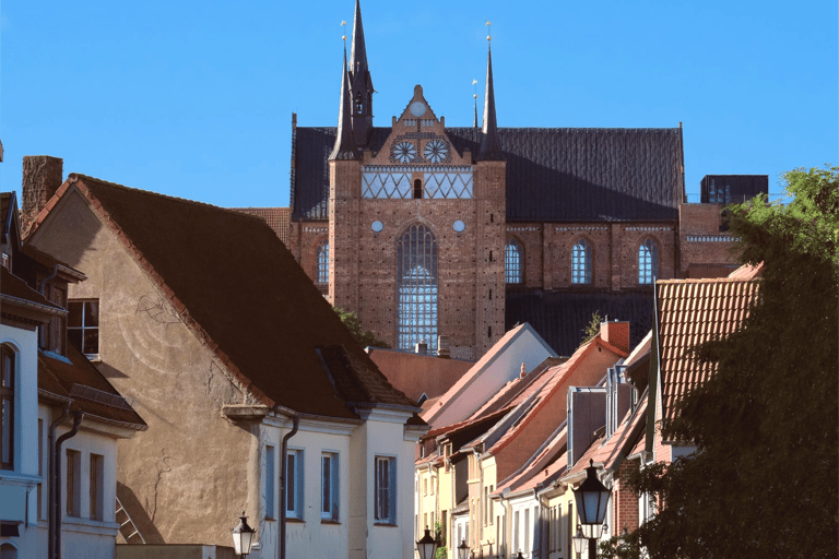Wismar: Express Walk with a Local in 60 minutes 60-minute tour