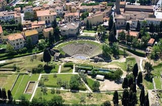 Private Tour im Golfcart von Florenz nach Fiesole und zu römischen Stätten