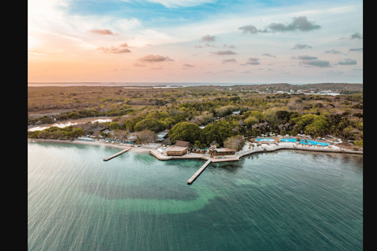 EXCURSIÓN TERRESTRE ISLA DEL ENCANTO + VISITA AL AVIARIO