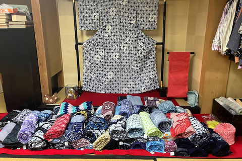 Nagoya: Atsuta Shrine & Arimatsu Shibori Workshop Tour