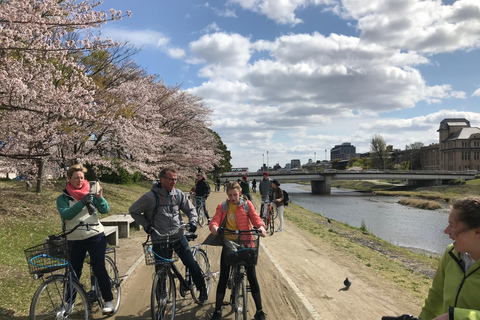 Cycle Kyoto's Hidden Gems & Gion Stroll