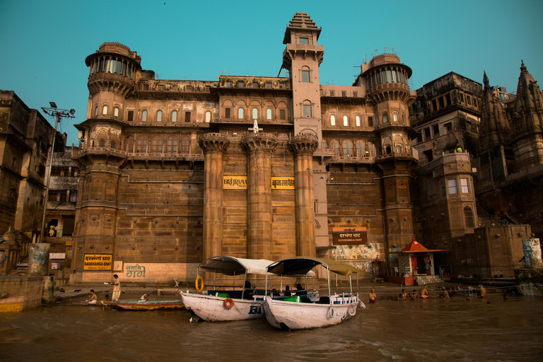 6-Daagse Exotische Gouden Driehoek Tour met Varanasi Van : DelhiRondreis (zonder accommodatie)