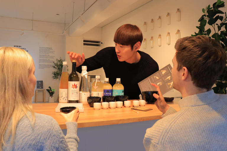 Seoul: Unlimited Makgeolli Tasting Experience in Myeongdong