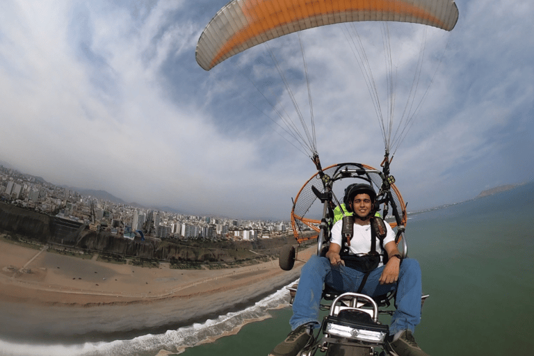 Lima: Costa Verde Paragliding Paratrike for First-Timers
