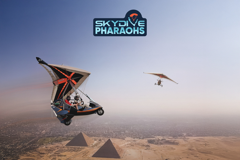 Kairo: Ultraleichtflug über die Pyramiden von GizehKairo: Gizeh-Pyramiden-Ultraleichtflug-Erlebnis mit Video